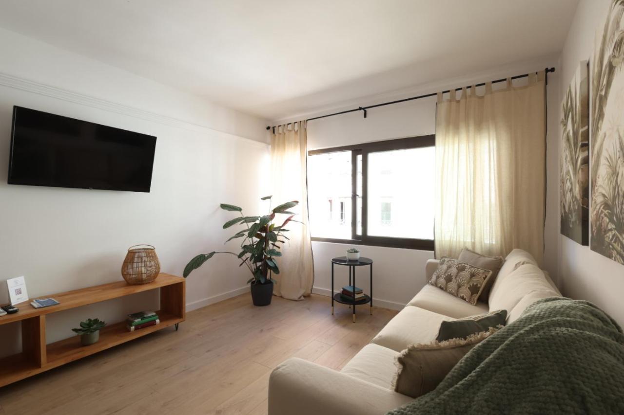 Florit Flats - The Apolo Apartment Валенсия Экстерьер фото