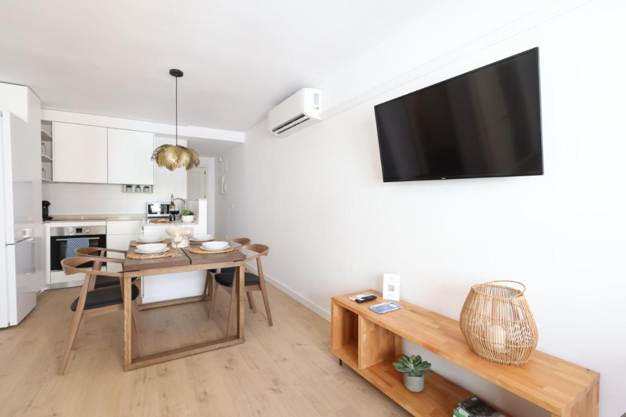 Florit Flats - The Apolo Apartment Валенсия Экстерьер фото